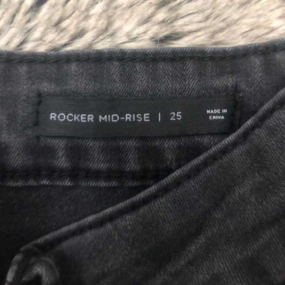 Bullhead Denim Co. Black Skinny Mid-Rise Jeans - Picture 7 of 9